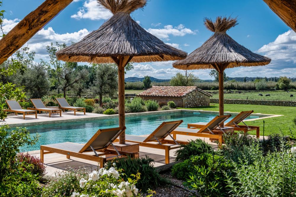Photographs of Mas de l’Atlas villa in Provence - Image 2 of 45