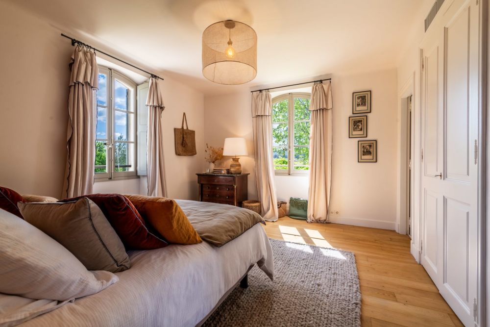 Photographs of Bastide de Coussoul villa in Provence - Image 24 of 41