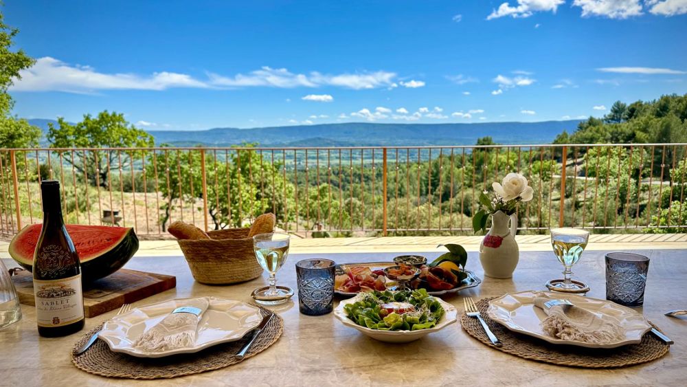 Photographs of Mas La Vue Royale villa in Provence - Image 4 of 45