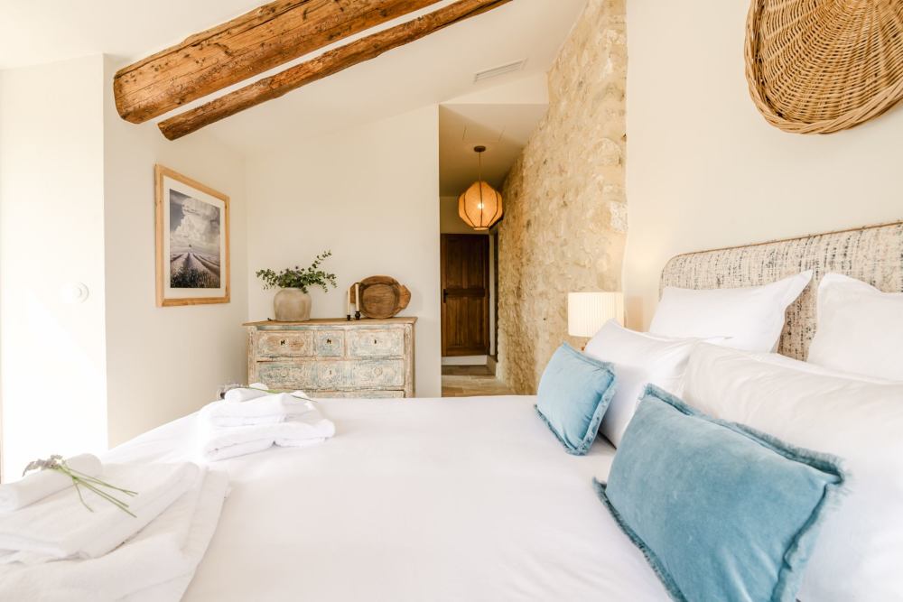 Photographs of Mas des Secrets villa in Provence - Image 22 of 47