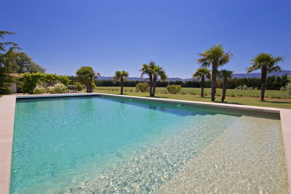 Photographs of Le Mas des Lavandins villa in Provence - Image 31 of 53