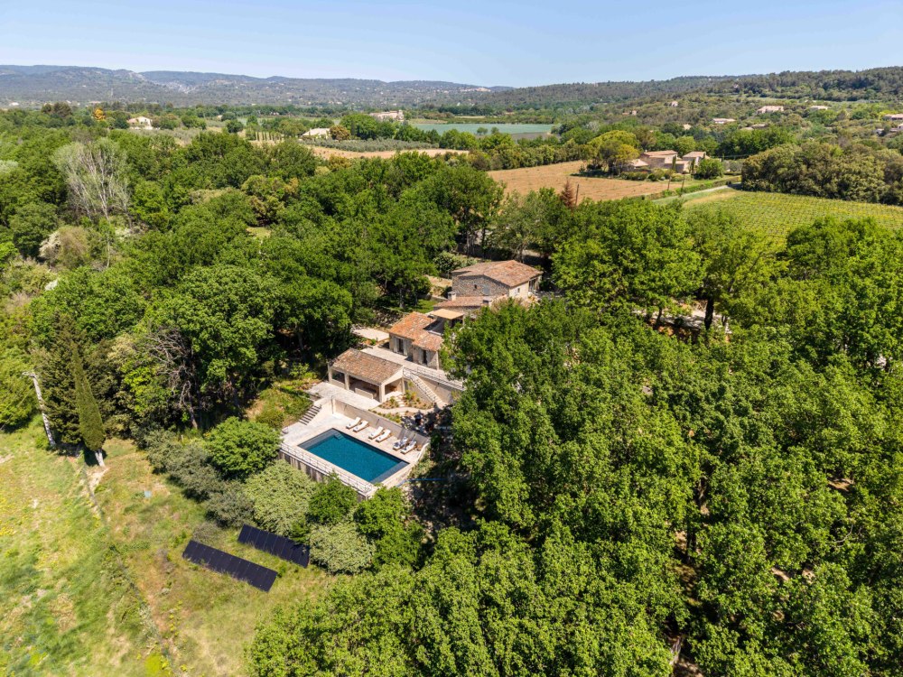 Photographs of A l’ombre des Chênes villa in Provence - Image 29 of 35