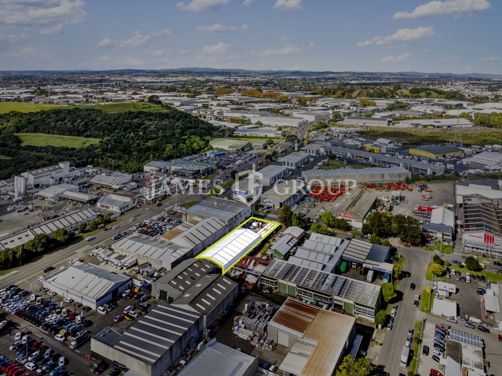 1,811m² Penrose Industrial With Yard