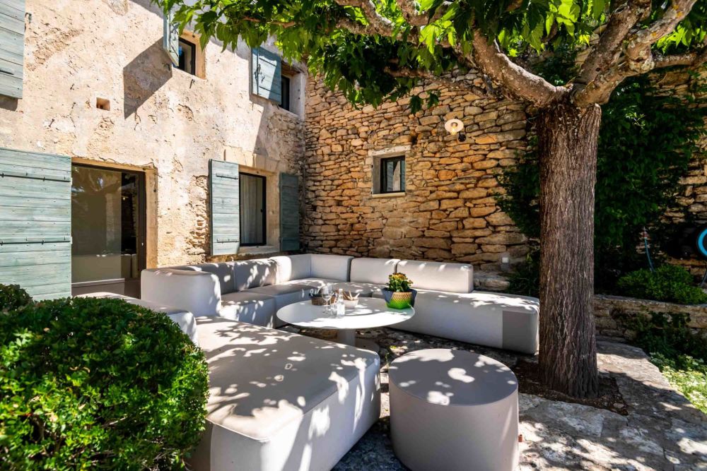 Photographs of Mas des Princes villa in Provence - Image 12 of 49
