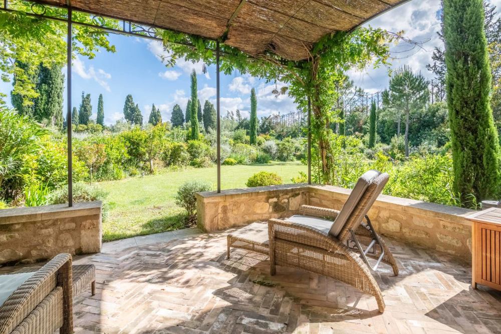 Photographs of Mas Le Nectar villa in Provence - Image 19 of 53