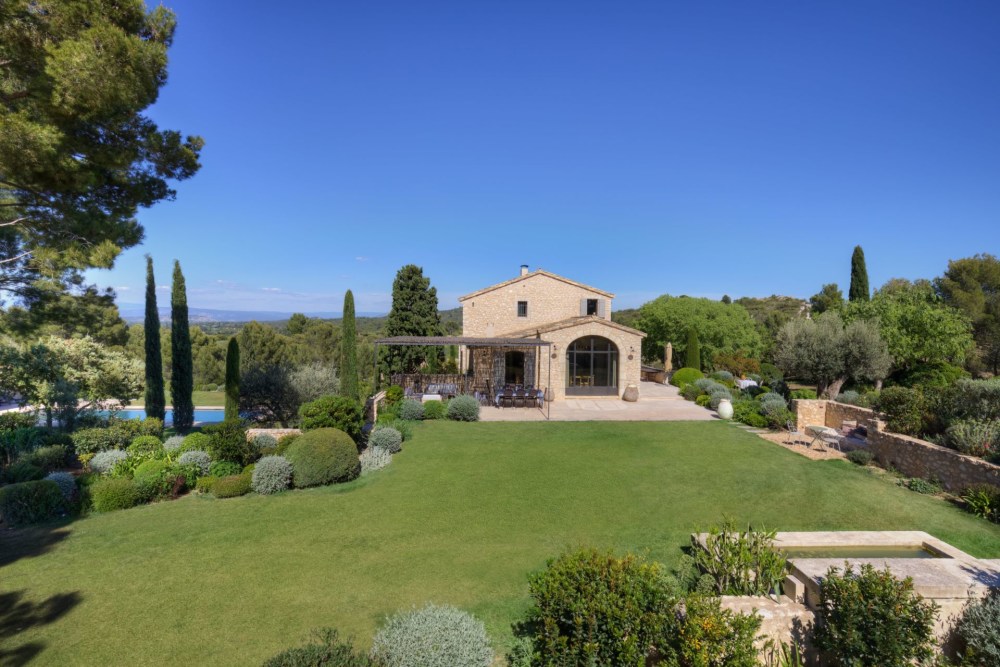 Photographs of Mas des Promesses villa in Provence - Image 16 of 52