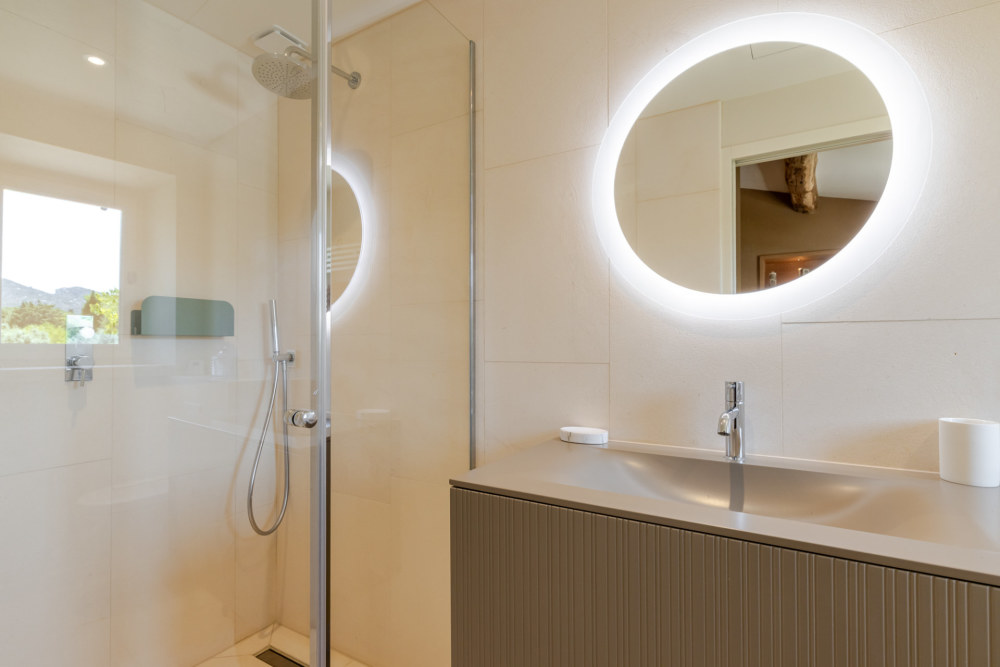 Photographs of New! Mas Solstice villa in Provence - Image 32 of 39