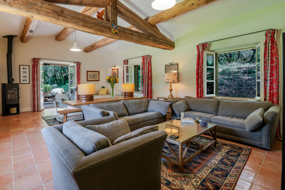 Photographs of Mas de Roubine villa in Provence - Image 9 of 45