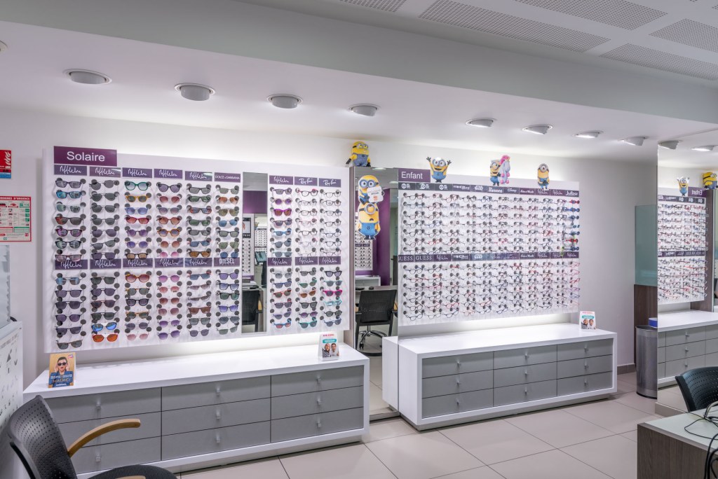 Magasin Opticien 16 rue des Fébvres 25200 MONTBÉLIARD intérieur