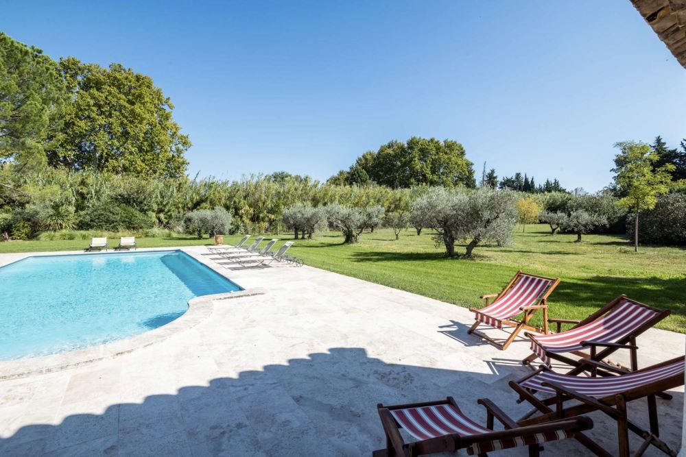 Photographs of Mas du Lauzange villa in Provence - Image 19 of 43