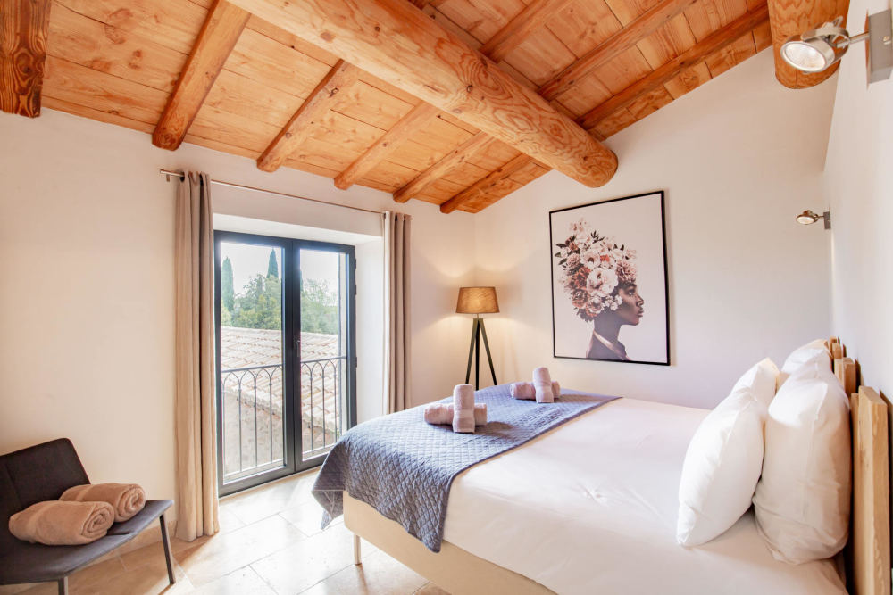 Photographs of Mas Eole villa in Provence - Image 21 of 39