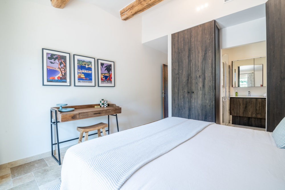 Photographs of Mas des Mimosas villa in Provence - Image 34 of 47