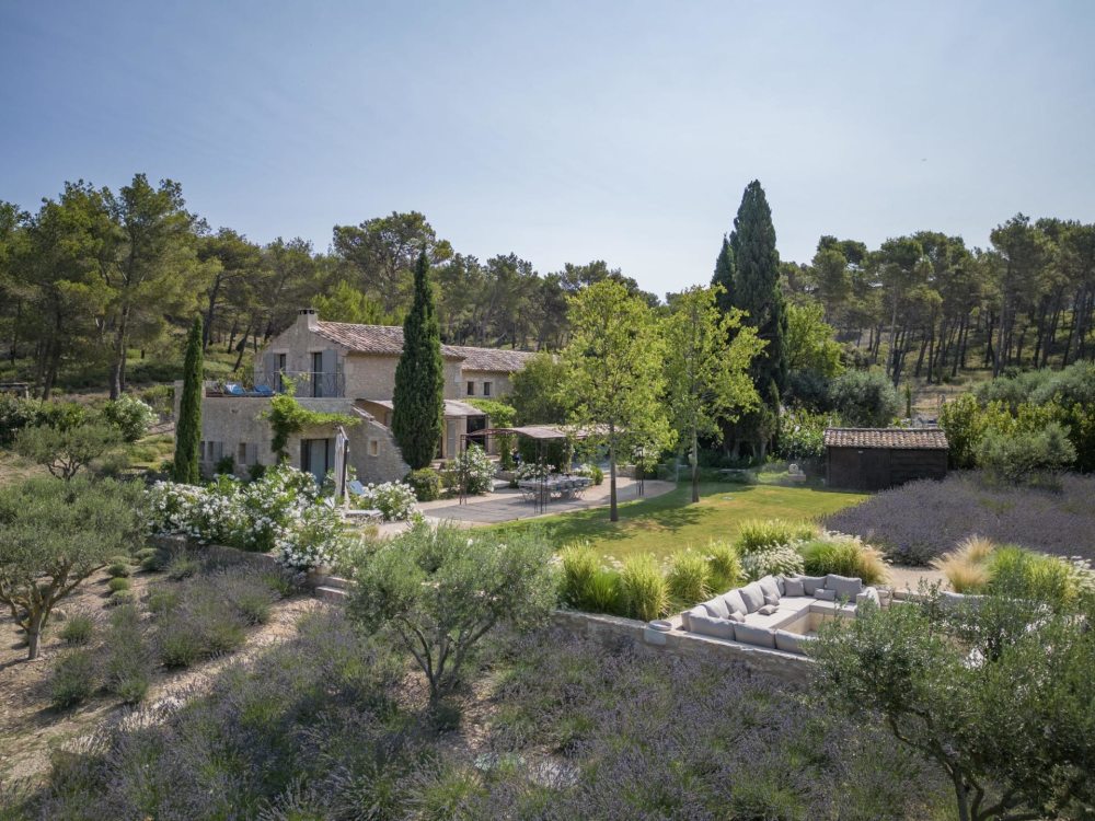 Photographs of Mas des Peintres villa in Provence - Image 39 of 46