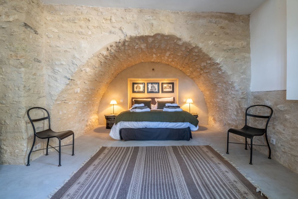 Photographs of Mas les Gardiols villa in Provence - Image 32 of 43