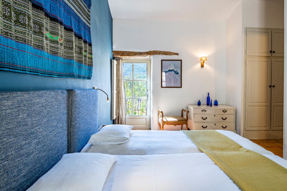 Photographs of Mas de la Salamandre villa in Provence - Image 50 of 57