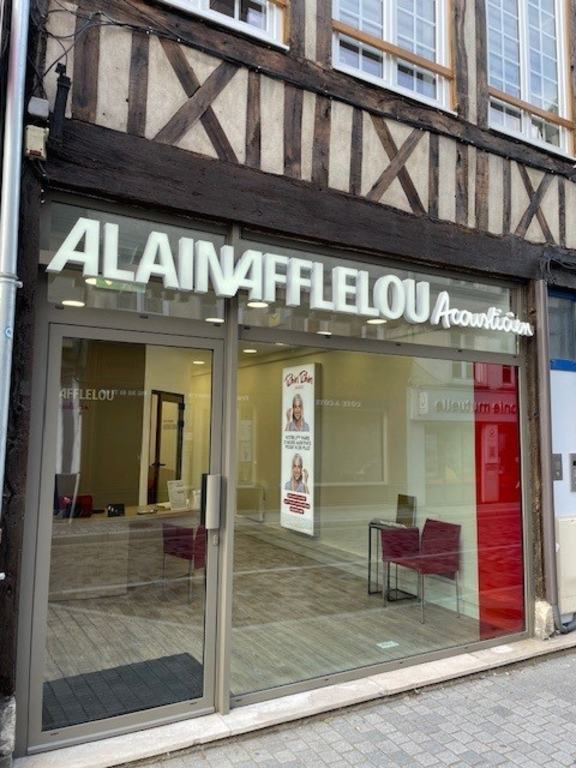 Magasin audioprothesiste 38 Rue Gambetta 27500 PONT-AUDEMER extérieur