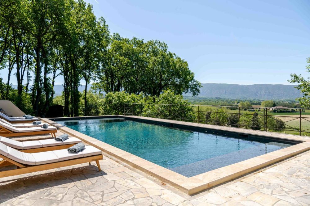 Photographs of A l’ombre des Chênes villa in Provence - Image 3 of 35