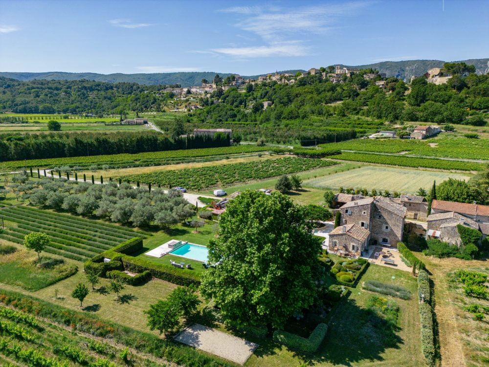 Photographs of Mas du Real villa in Provence - Image 2 of 36