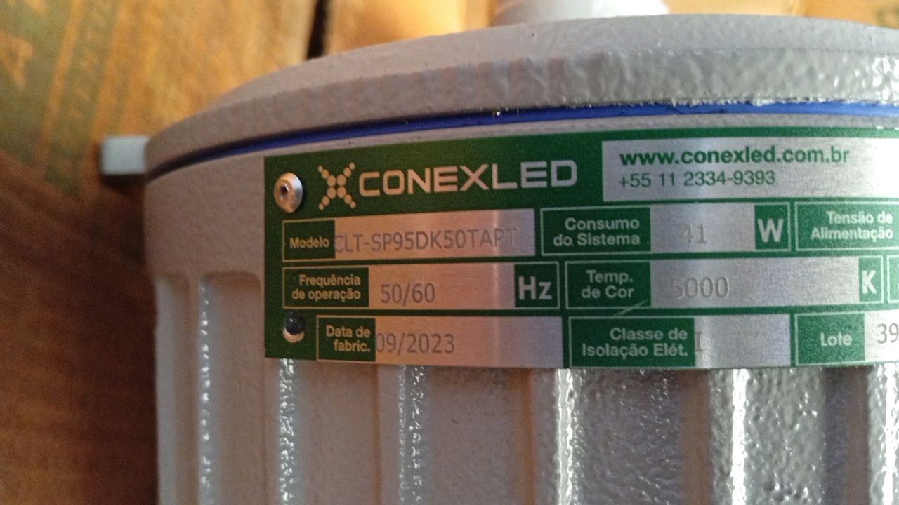 Lot with Several Conexled brand LED industrial Ligh