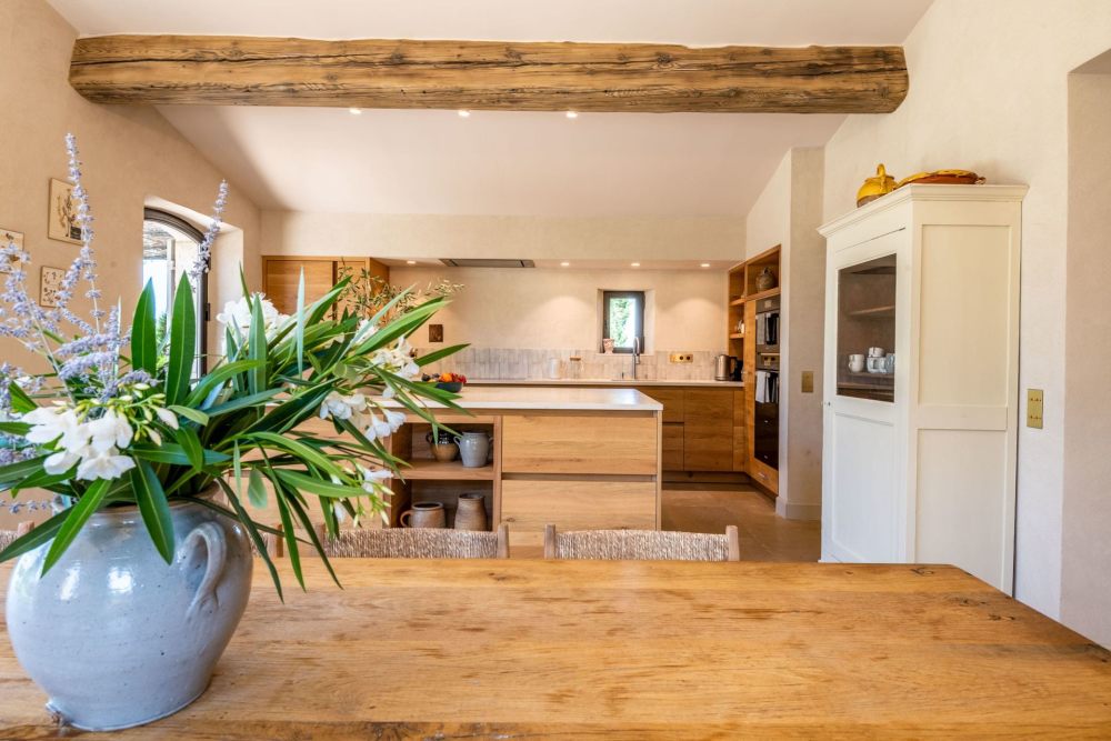 Photographs of Mas des Promesses villa in Provence - Image 7 of 52