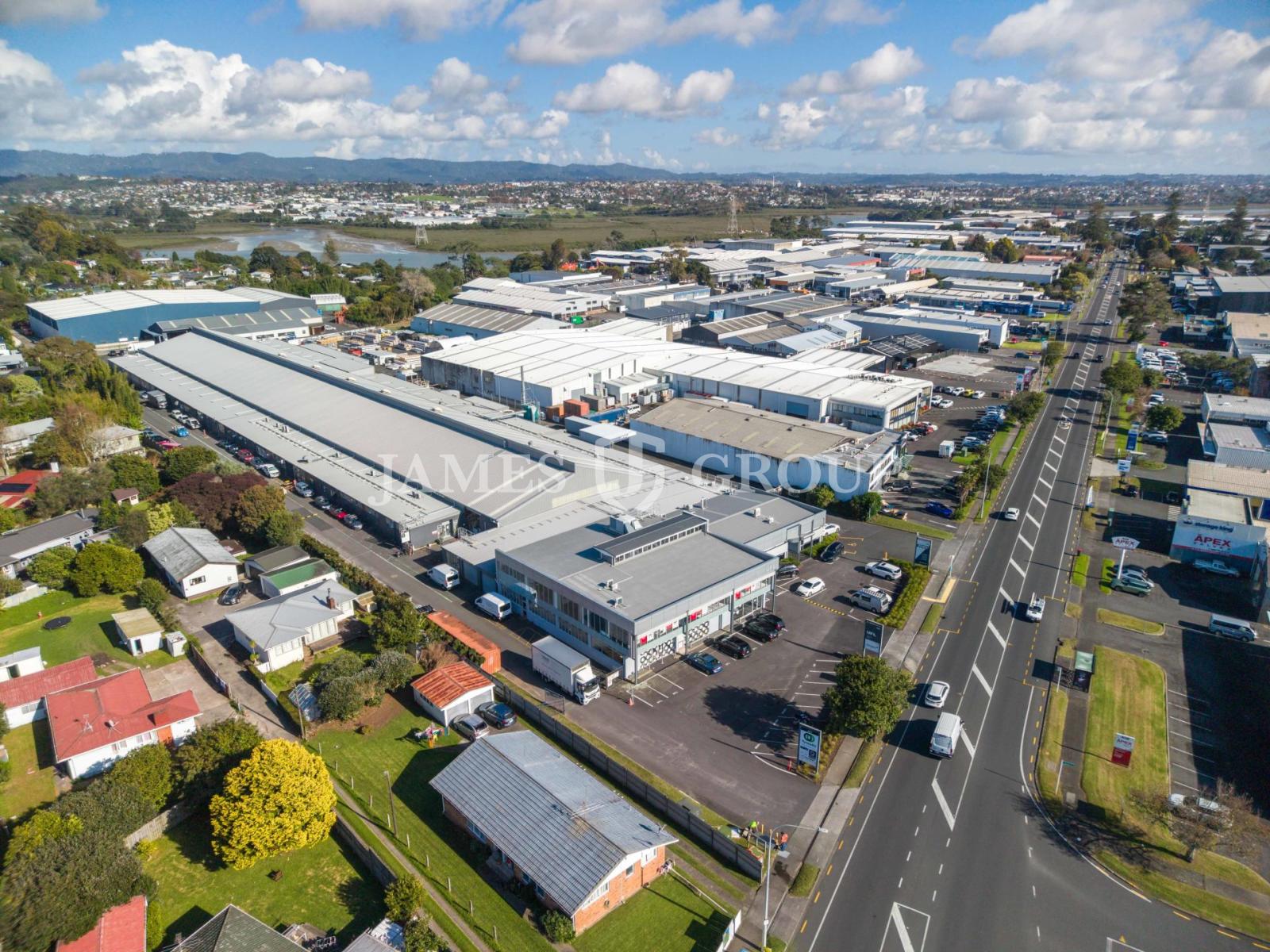 High Profile Rosebank Road Warehouse & Showroom