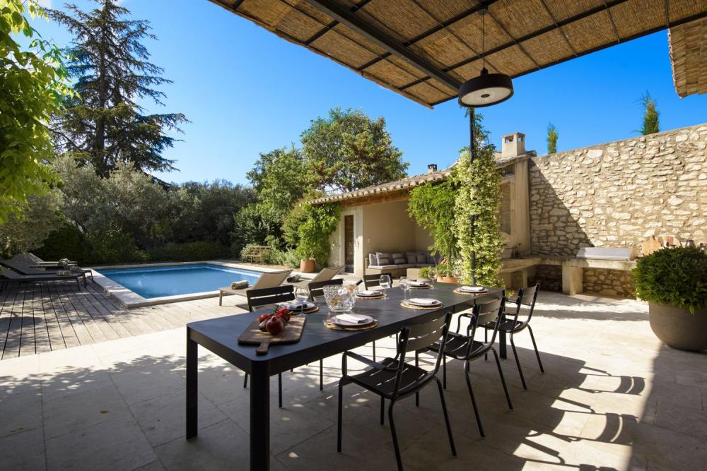 Photographs of Mas de Marie villa in Provence - Image 2 of 33