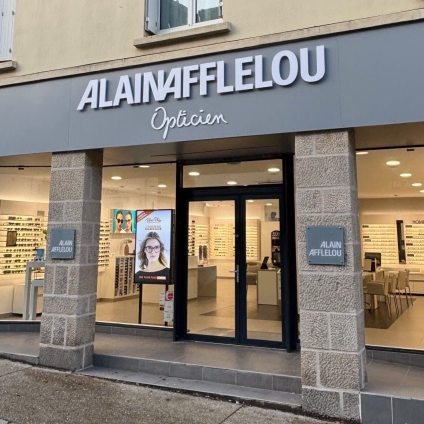 Magasin Opticien 12 bis rue du Château 29120 PONT-L'ABBÉ