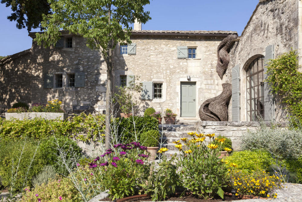 Photographs of Mas la Calade villa in Provence - Image 2 of 38