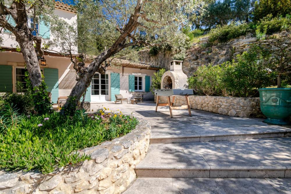 Photographs of Mas de l’Ecrin villa in Provence - Image 47 of 50