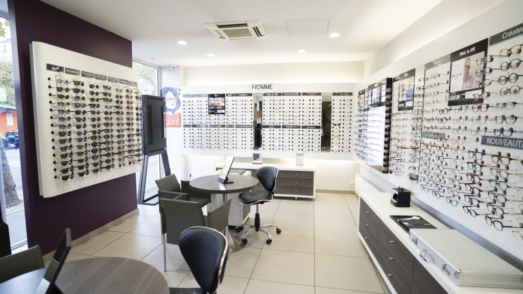 Magasin Opticien 59 boulevard Jean Jaurès 92110 CLICHY intérieur