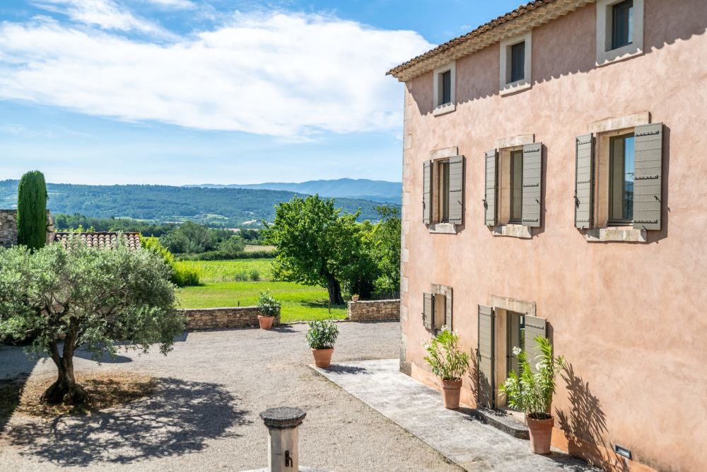 Photographs of Bastide du Baron villa in Provence - Image 47 of 50