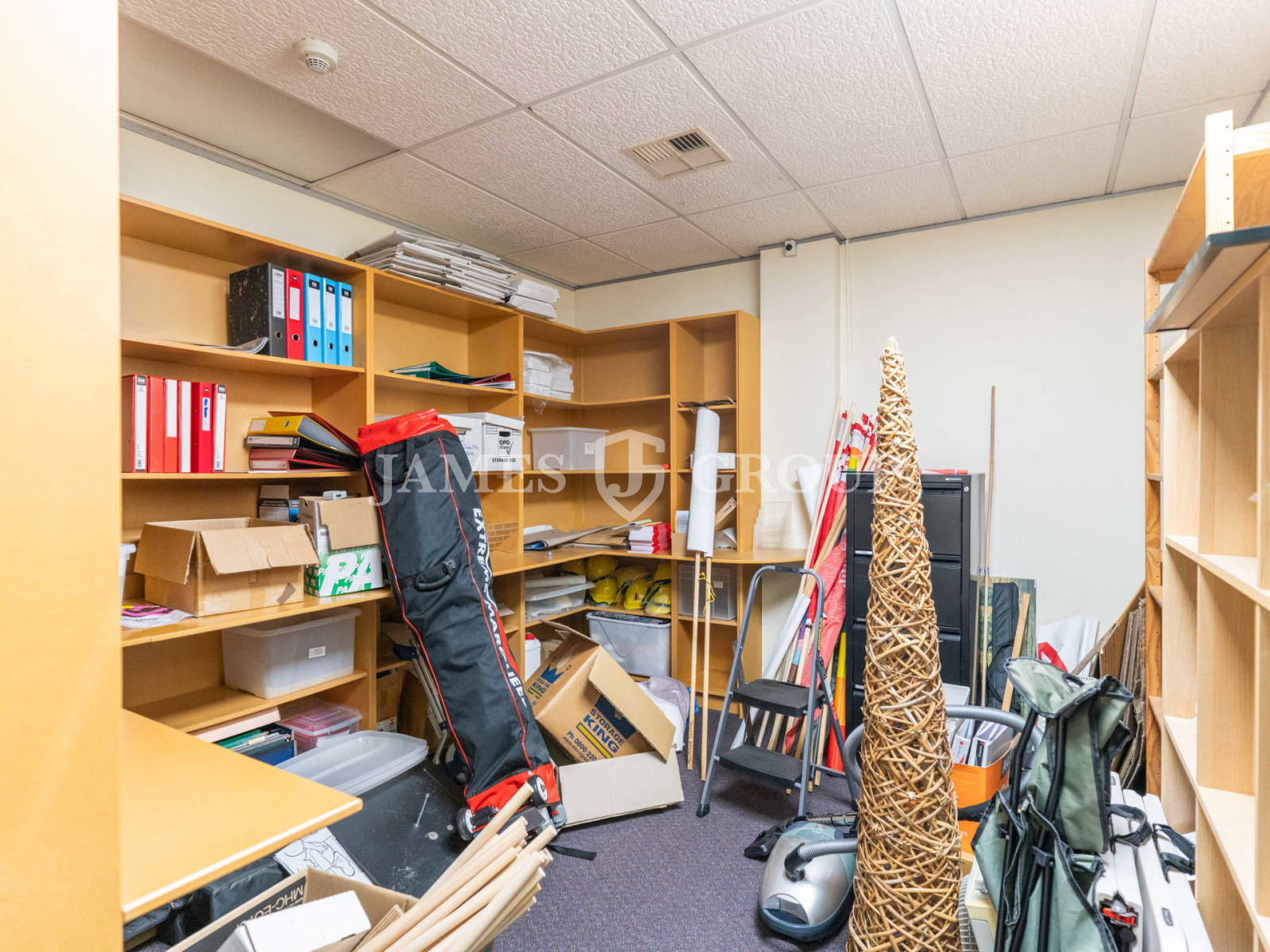 Functional 425m² Office In Prime Fringe Location