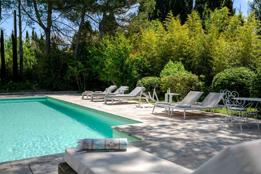 Photographs of Mas du Grelot villa in Provence - Image 15 of 39
