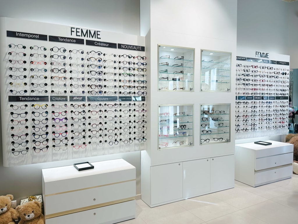 Magasin Opticien 61 boulevard Gambetta 46000 CAHORS intérieur