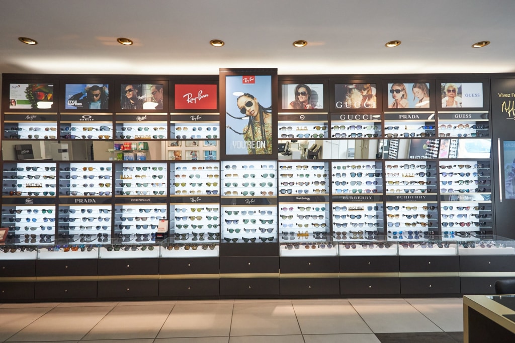 Magasin Opticien 121 boulevard de la République 34400 LUNEL intérieur