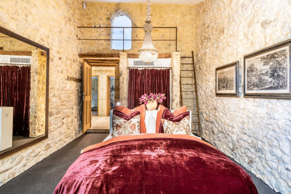 Photographs of Mas des Gardois villa in Provence - Image 42 of 58