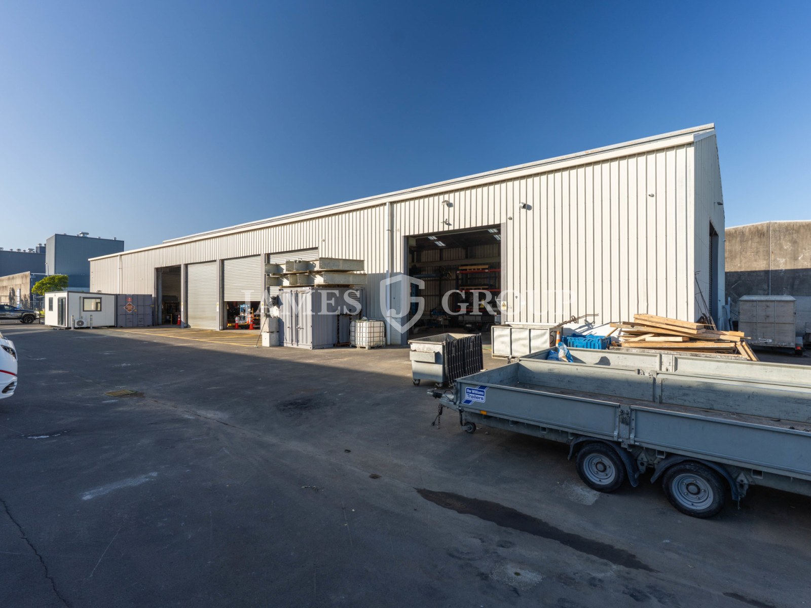 Pure Warehouse & Gantry Crane | 795m²