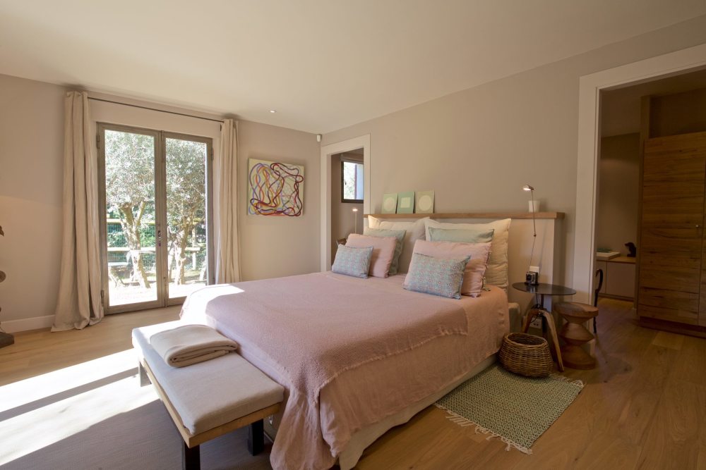 Photographs of Mas des Randonneurs villa in Provence - Image 20 of 41