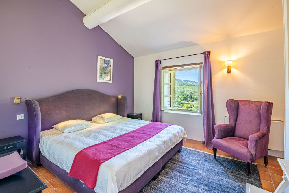 Photographs of Mas de la Salamandre villa in Provence - Image 42 of 57