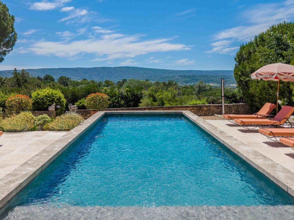 Photographs of Mas des Traditions villa in Provence - Image 2 of 41