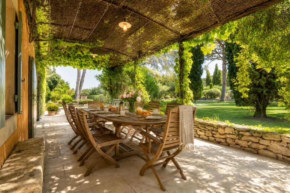 Photographs of Bastide de La Douceur villa in Provence - Image 4 of 31