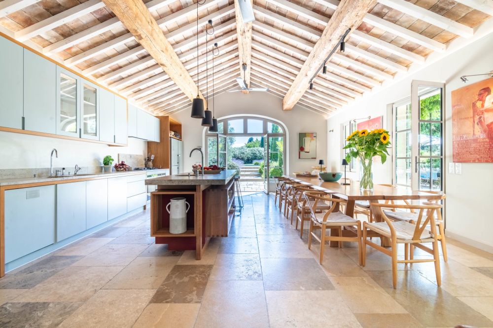 Photographs of Mas du Cardinal villa in Provence - Image 12 of 49