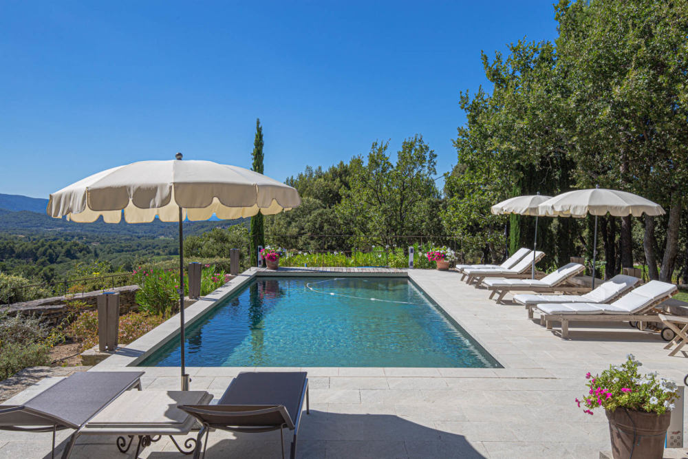 Photographs of Mas de Monvert villa in Provence - Image 19 of 34