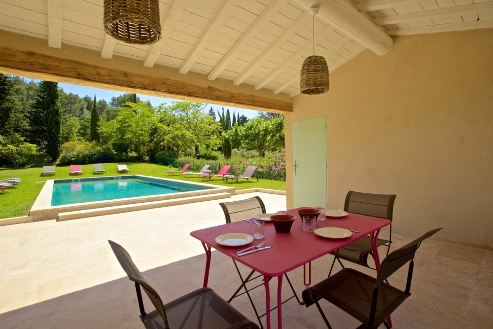 Photographs of Mas de la Verdiere villa in Provence - Image 26 of 34