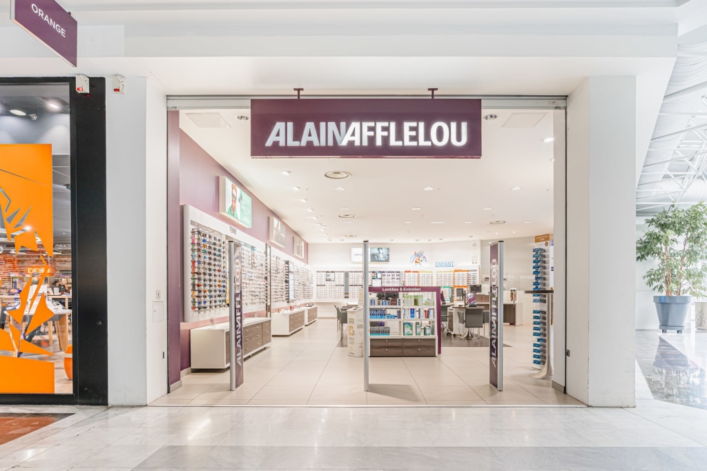 Magasin Opticien Centre Commercial Carrefour, Porte 1 33700 MÉRIGNAC