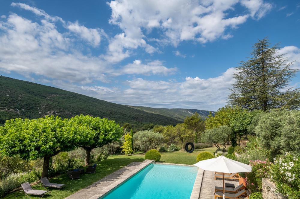 Photographs of Mas Contemplation villa in Provence - Image 2 of 52