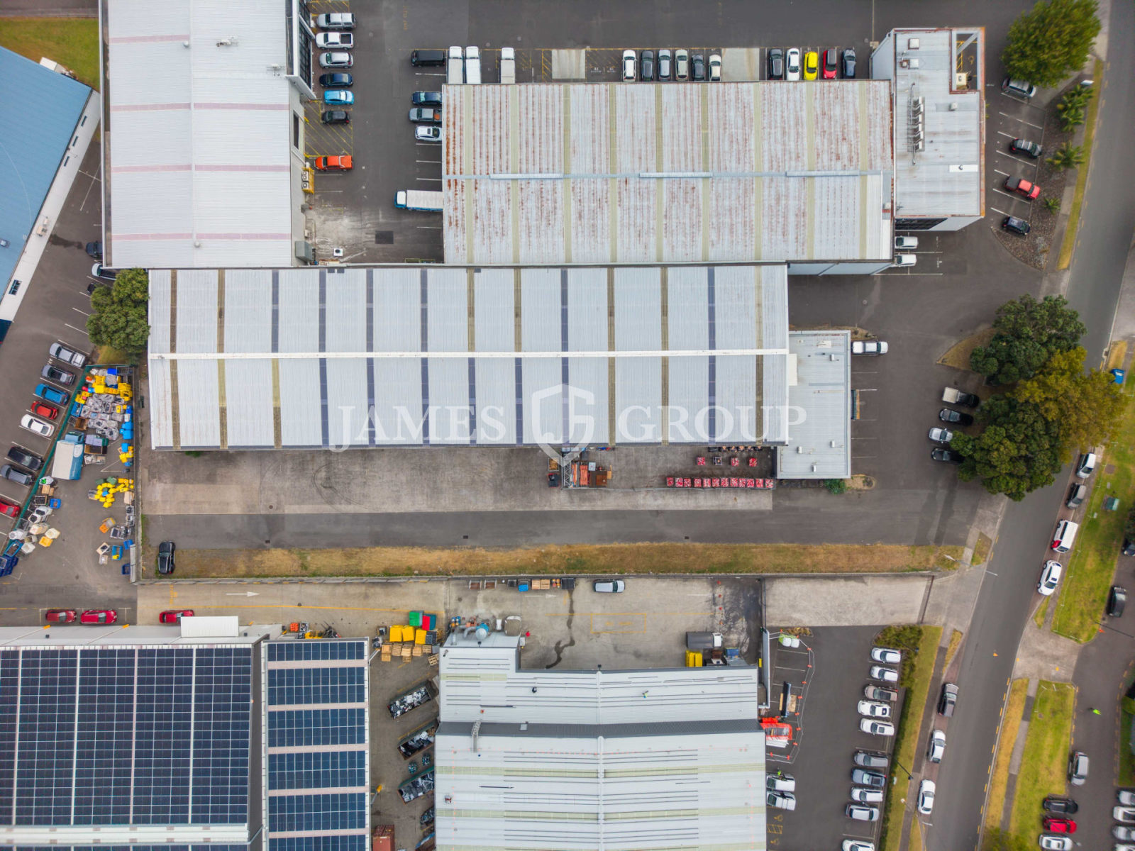 694m² | High-stud Warehouse | 8 Carparks