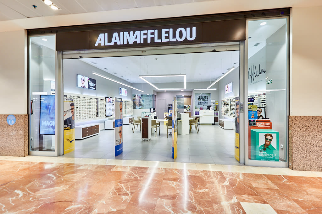 Tienda Óptico C.C. AREA SUR - CTRA N-IV   KM 639 11408 JEREZ DE LA FRONTERA