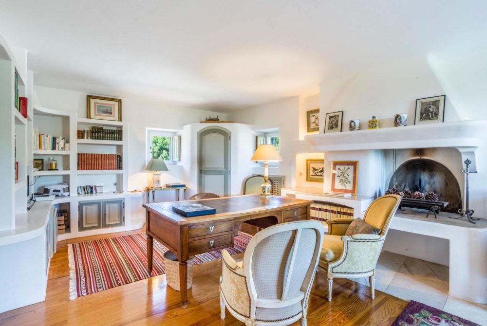 Photographs of Bastide des Millefleurs villa in Provence - Image 25 of 46