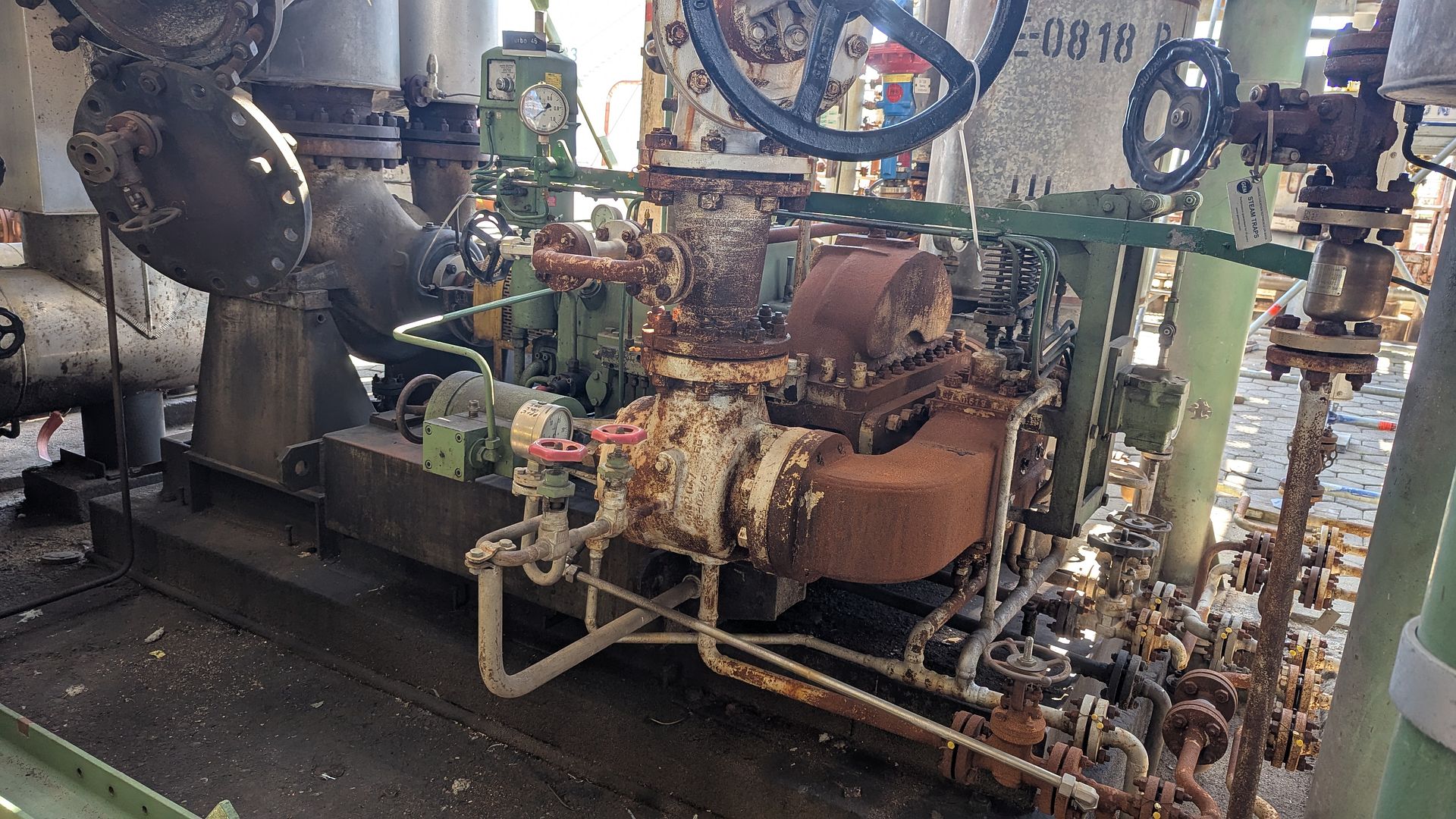 Naphtha, Gasoil, Hydrocarbons, Bitumen, Hot Water, HCL-Solution, Raw Water, Cool-Ruhrpumpen, Sulzer, Lutz, Halberg, Dickow - Image 4